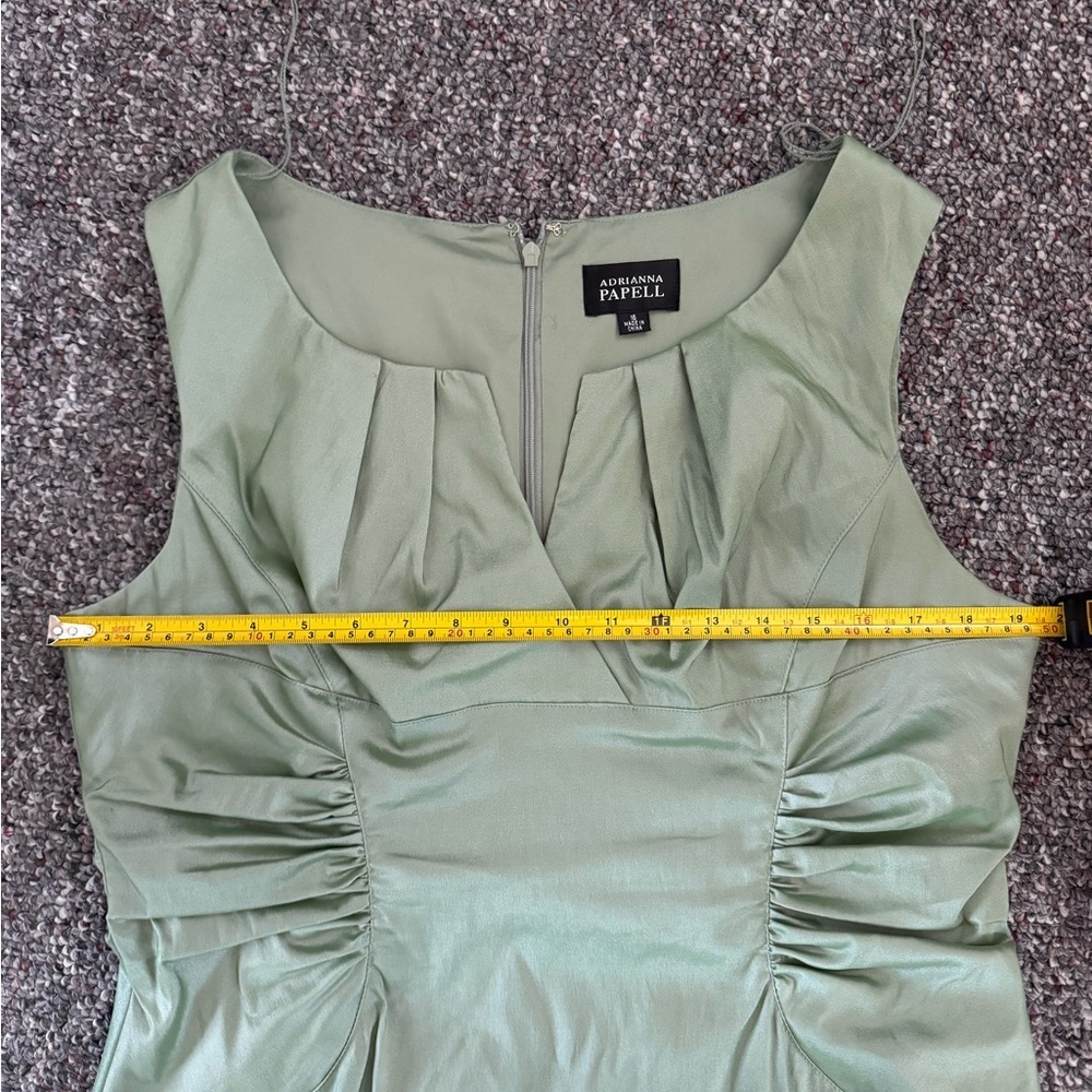 Adrianna Papell Elegant Green Shiny Mermaid Core Fairy Wedding Dress Size 16 - Picture 3 of 8